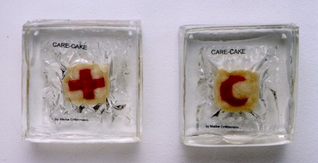 Meike Entenmann CARE CAKE Objekt, Acrylharz