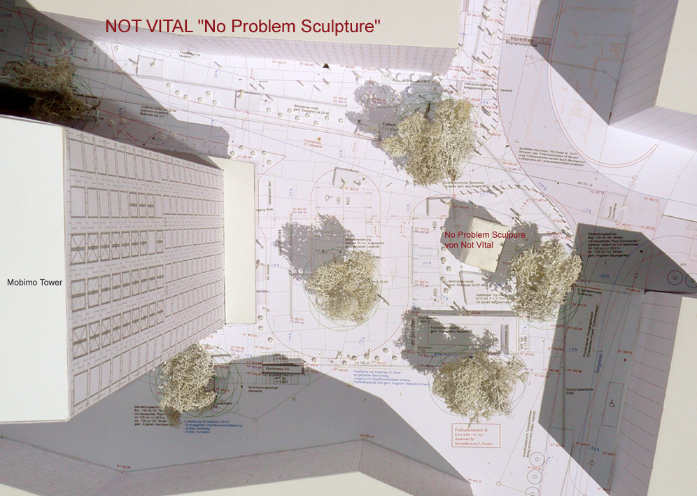 Modell vom Mobimo Tower mit dem Sieger-Projket KUNST AM BAU von NOT VITAL 2011 (No Problem Sculpture)